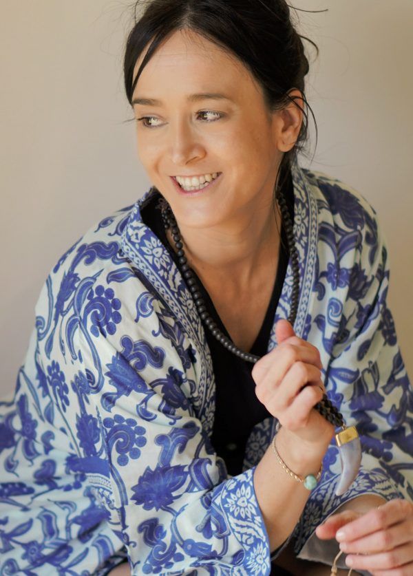 kimono azul kimono blazer de producción artesanal y sostenible