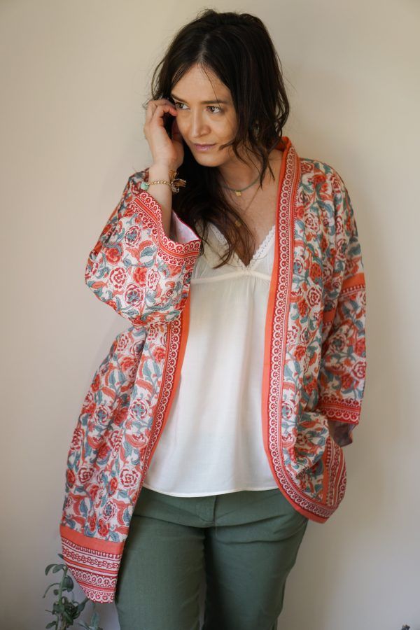 kimono coral kimono de algodón hecho a mano producción sostenible