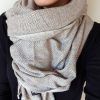 bufanda cashmere en color camel producción sostenible