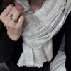 bufanda gris en cashmere 100%