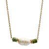 gargantilla con perla de río y piedra de howlite en verde turquesa