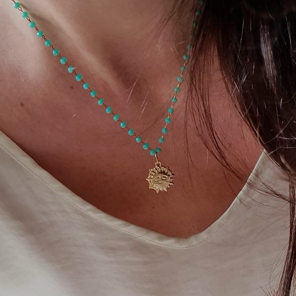 gargantilla de perlitas en turquesa y sol vintage bañado en oro de 24 kilates