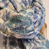 fular algodón estampado floral azul