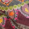 bufanda artesanal bordada reversible en morado y gris