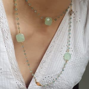 collar años 20 con aguamarinas, cuarzo rosa, ágatas y cristal verde agua