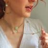 collar años 20 con aguamarinas, cuarzo rosa, ágatas y cristal verde agua