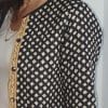 chaqueta algodón estampado geométrico y cenefa ocre