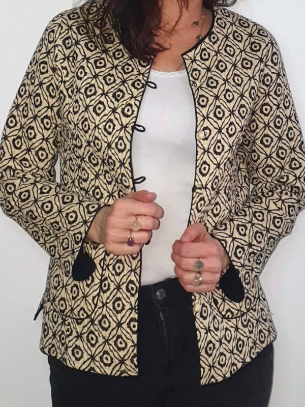 chaqueta algodón estampado geométrico
