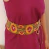 fajin bordado en fucsia, ocre y verde
