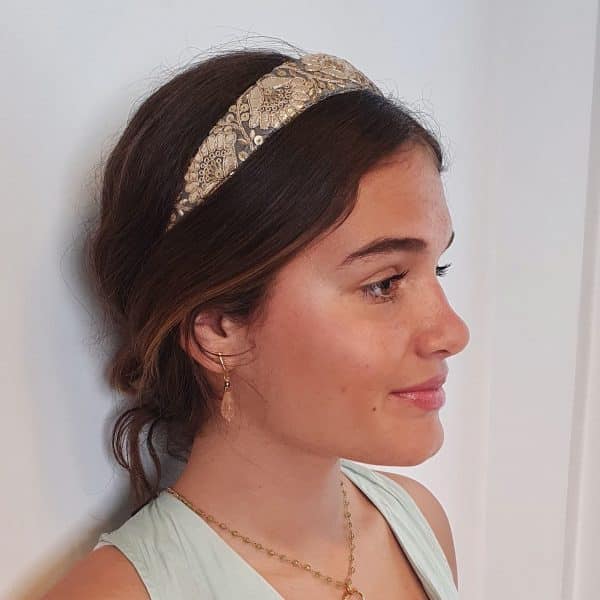 diadema fiesta con bordado dorado