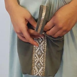 SHIORI BOLSO FIESTA CON BORDADOS PEDRERÍA 60€ WWW.SHIORI.ES