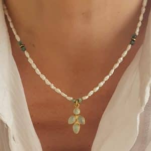 SHIORI GARGANTILLA ANTHEA PERLAS DE RIO Y CALCEDONITA AZUL 70€ WWW.SHIORI.ES