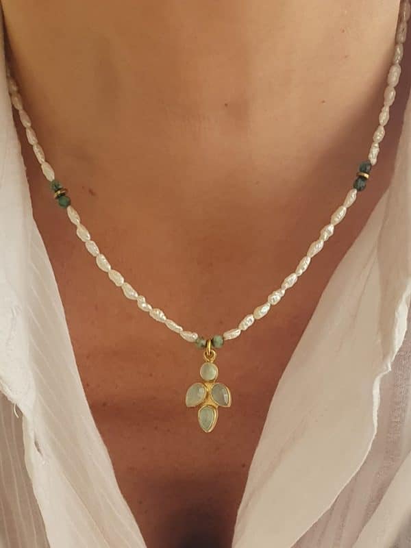 SHIORI GARGANTILLA ANTHEA PERLAS DE RIO Y CALCEDONITA AZUL 70€ WWW.SHIORI.ES