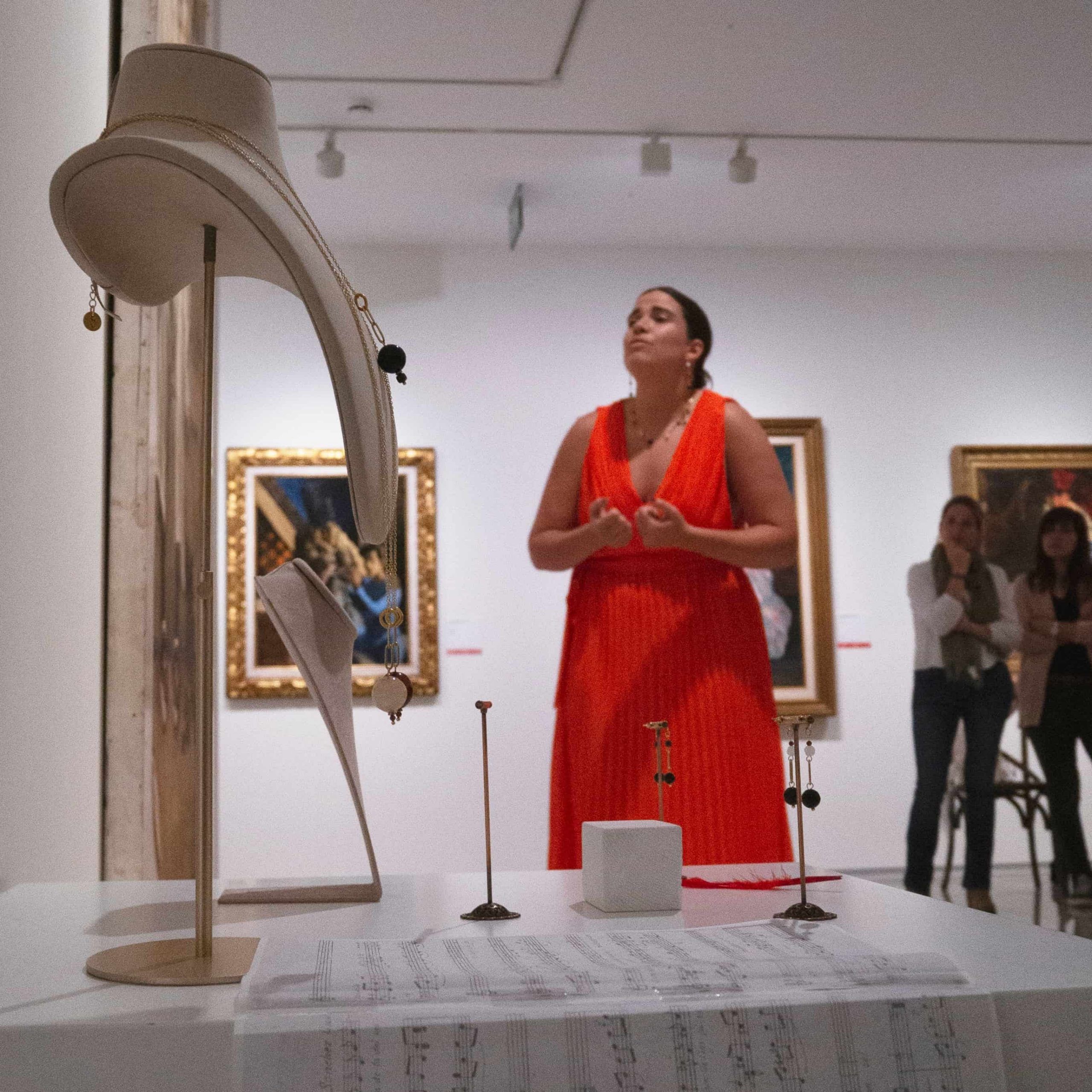 presentacion l'art fet joia roser puigbò