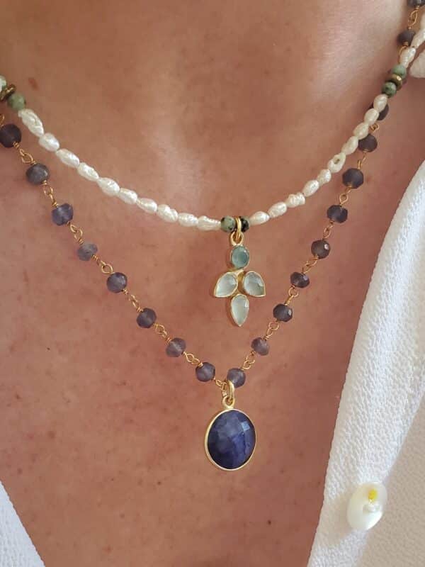 gargantillas verano con piedras y perlas de rio