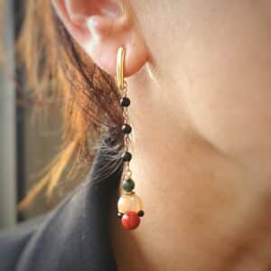 pendientes largos l'art fet joia museo carmen thyssen andorra