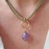 collar de amatista chapado en oro de 14 quilates